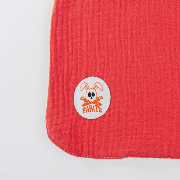 Bavoir en coton bio fraise