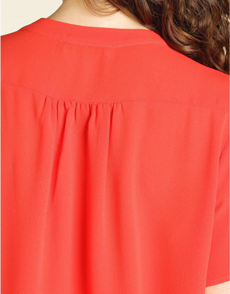 Blouse rouge dentelle