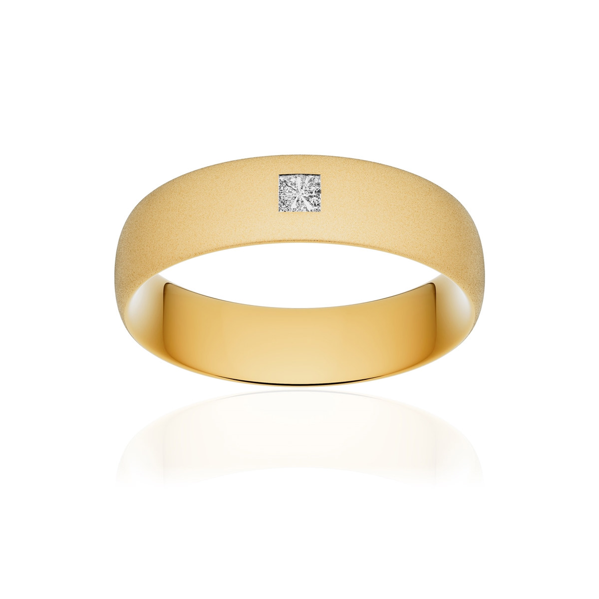 Alliance or 375 jaune sablé demi-jonc confort 6mm diamant princesse