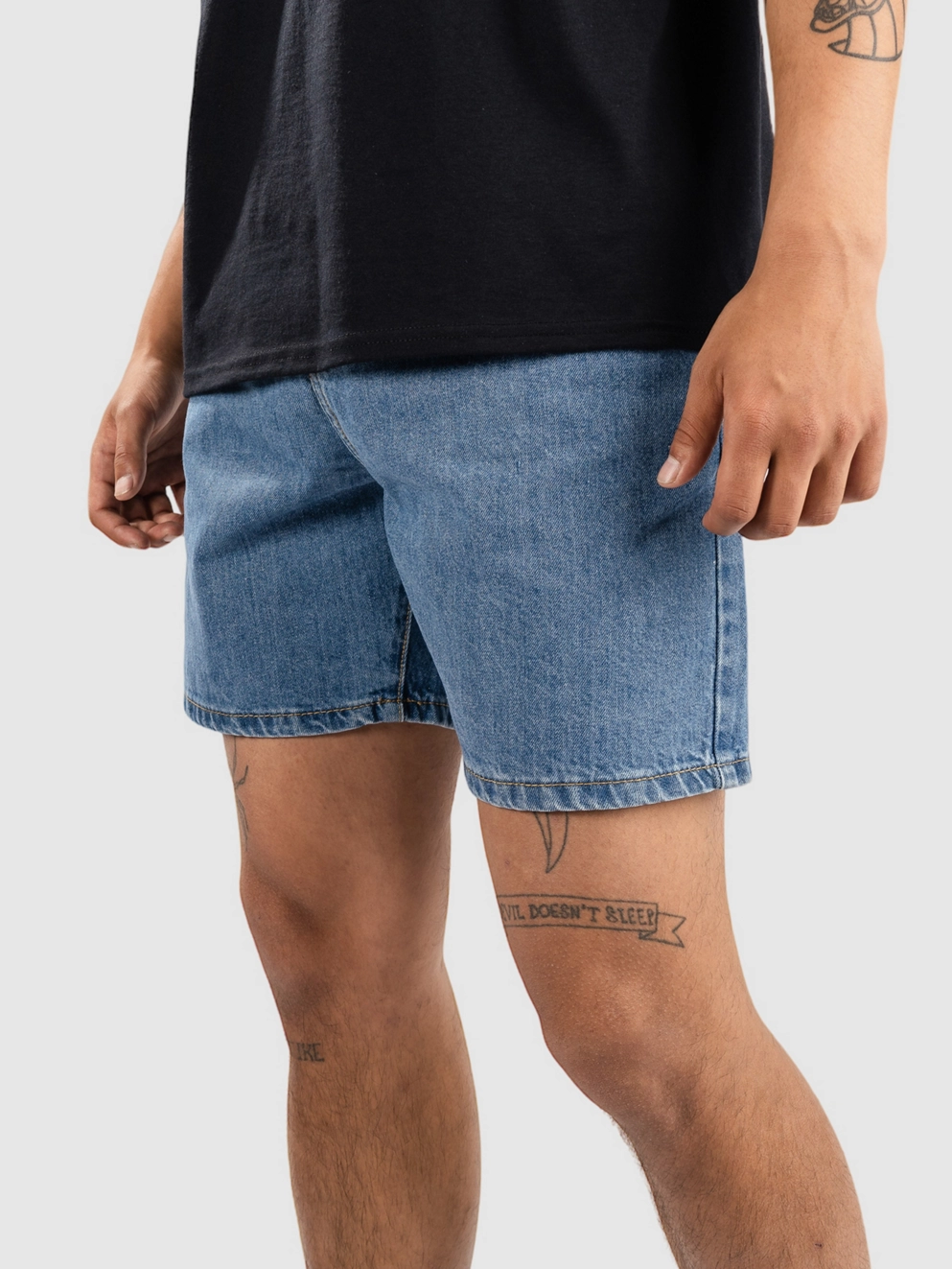 Urban Classics Denim Bermuda Shorts light blue washed