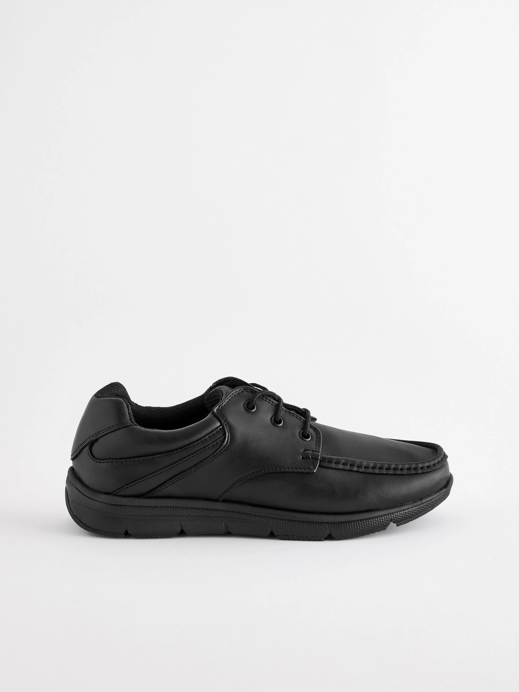 Zwart - Wijde pasvorm - Schoenen met mocassinnaad en veters