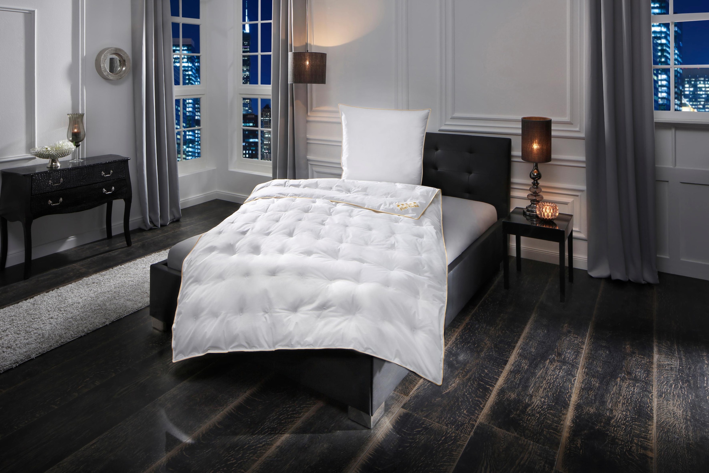 OBB Daunenbettdecke »Emilias, Bettdecken für Sommer und Winter, Ganzjahresdecke« leicht Füllung 90% Daunen, 10%Federn 1 Stk. tlg. Bettdecke 135x200 cm, 155x220 cm, weitere Grössen, Made in Germany