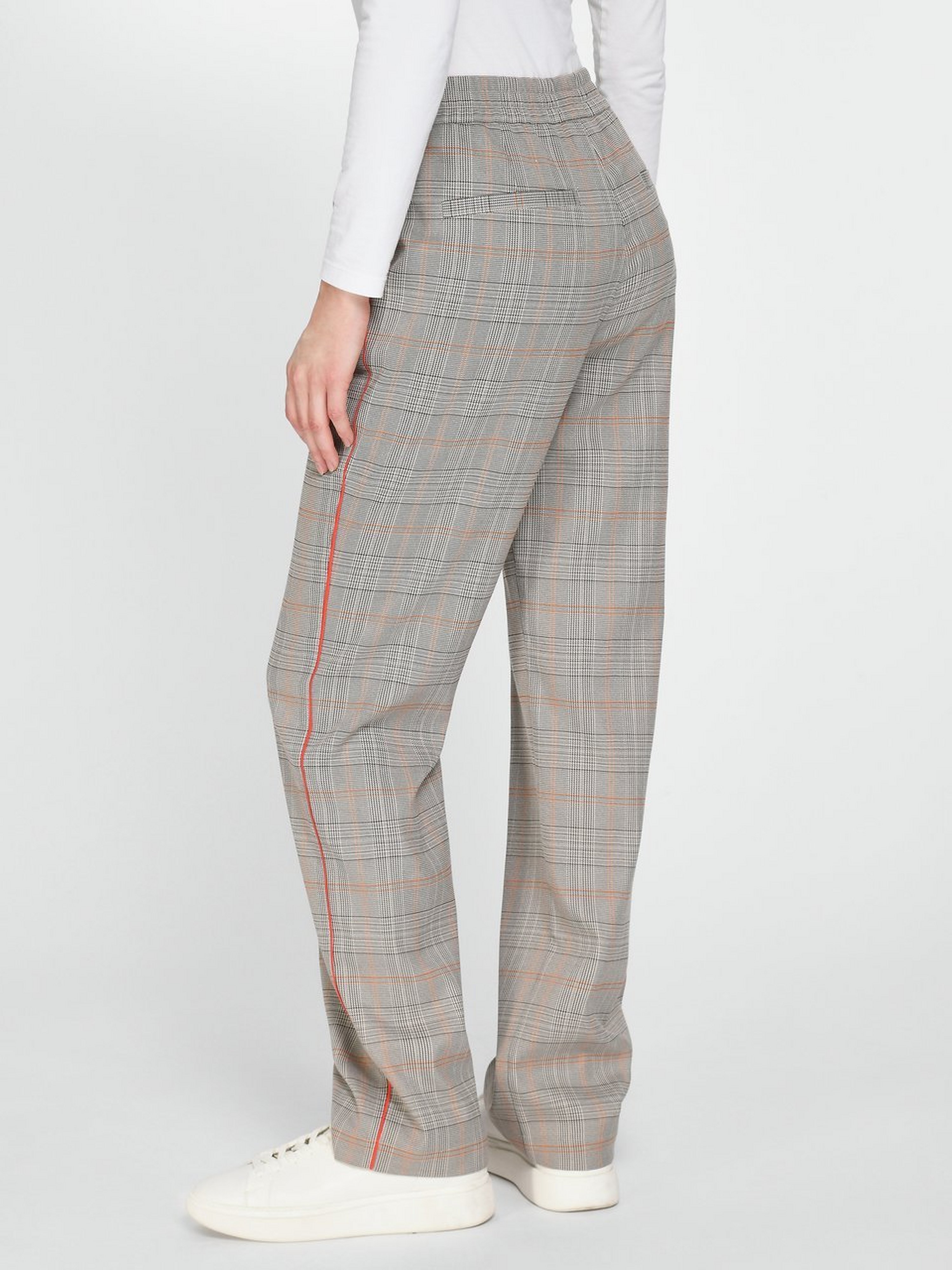 Lange Karo-Hose Model Jil