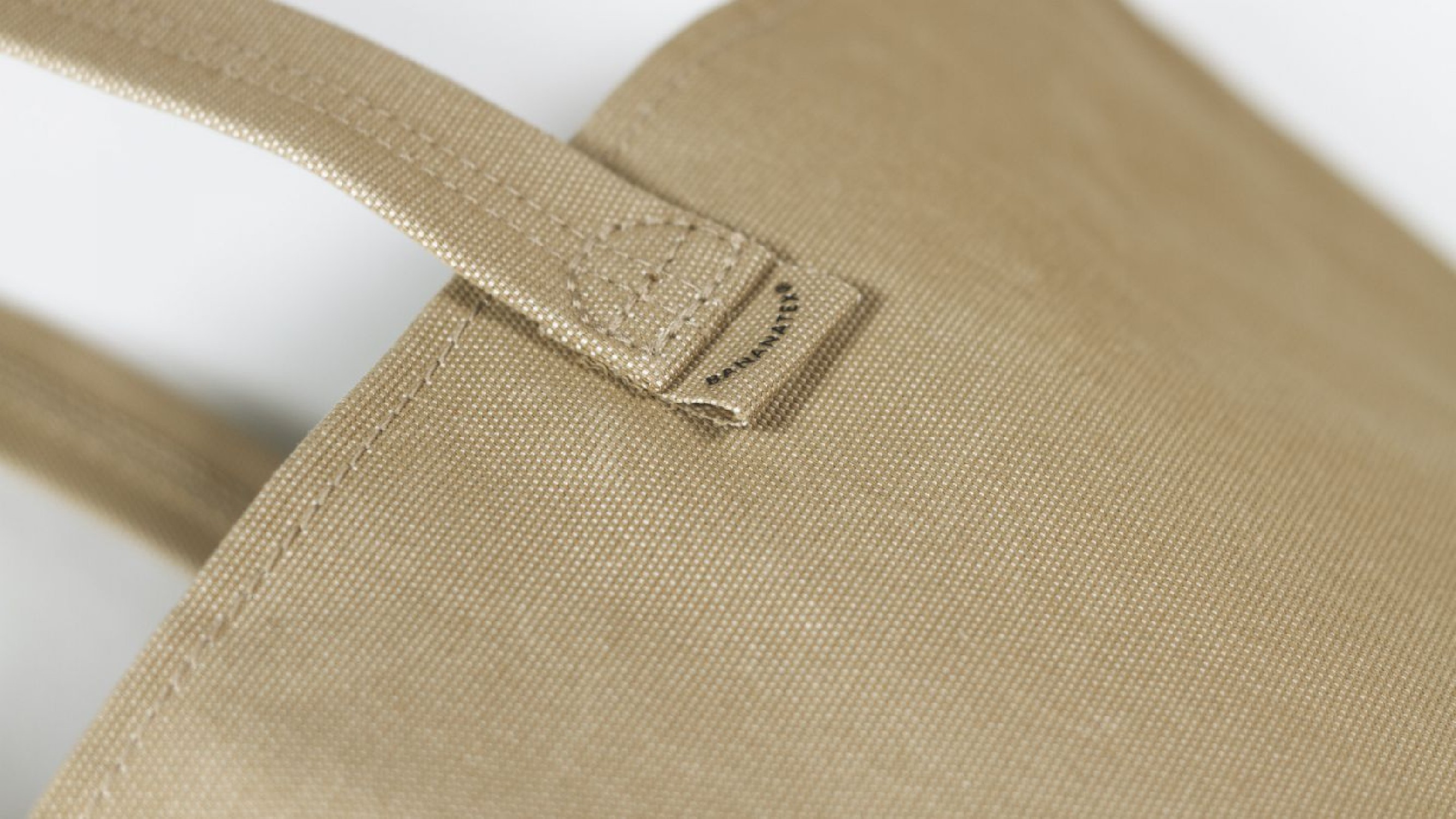 Qwstion Bananatex Tote Bag XL Sand / Raven