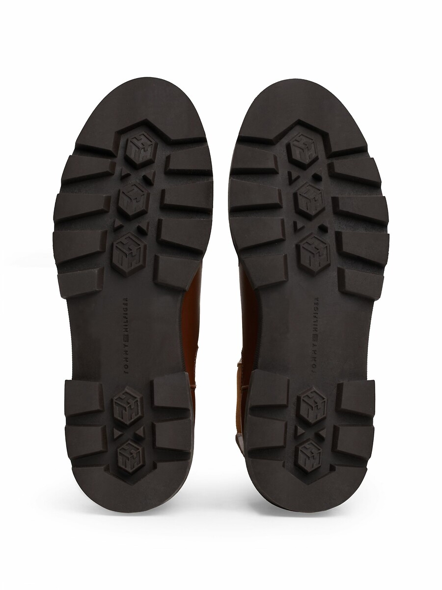 TOMMY HILFIGER<br>Botas de couro com elástico e salto baixo