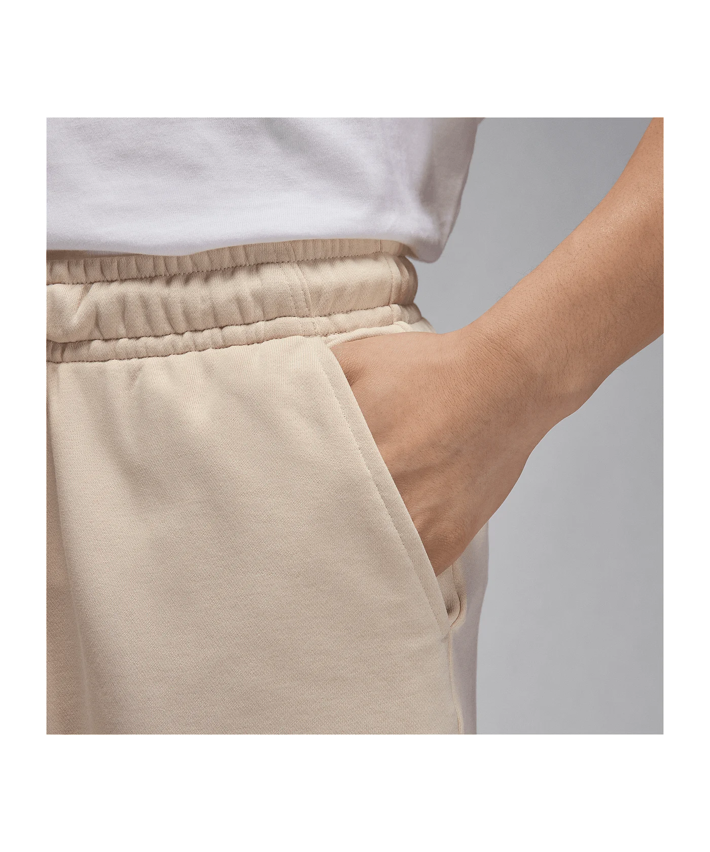 Jordan Essential Fleece Short Braun F203