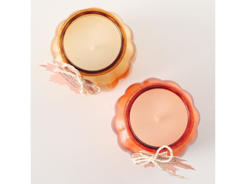 Boltze Kerze Maple 1 Stück, 8 cm, Glas Thematische Kerze in Kürbisform