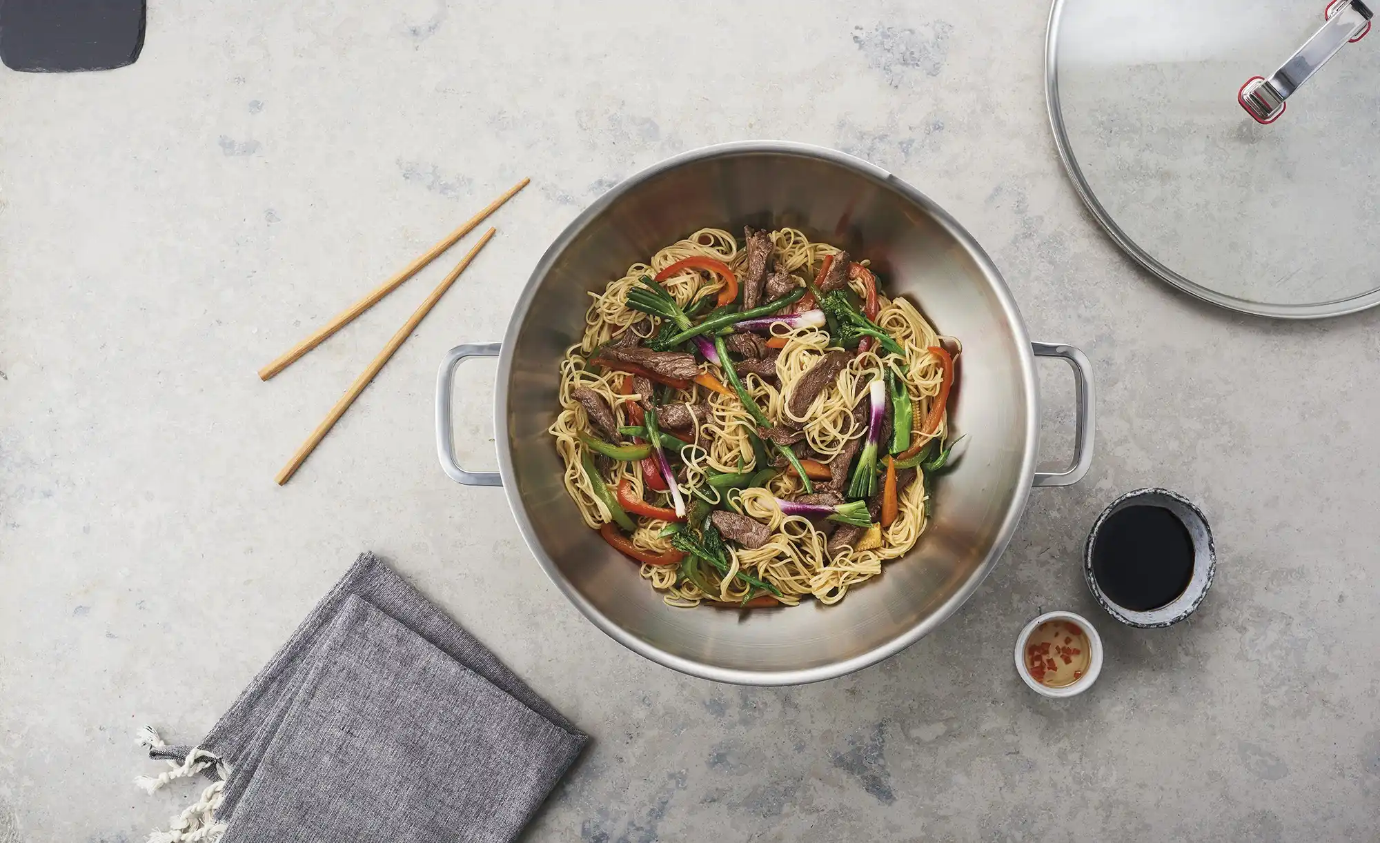 Meisterkoch Wok mit Deckel FOCUS