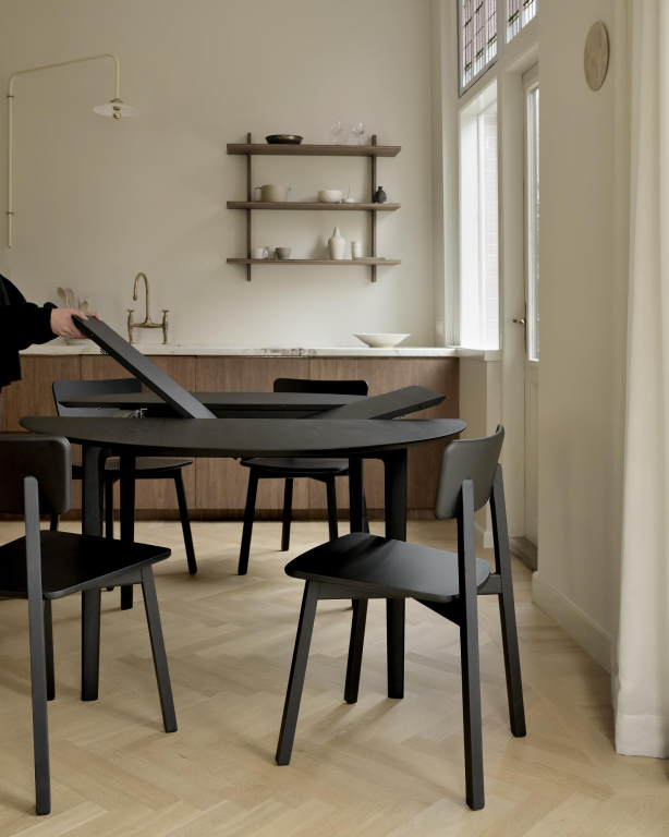 Ethnicraft Bok eettafel uitschuifbaar 129/179x129 eiken