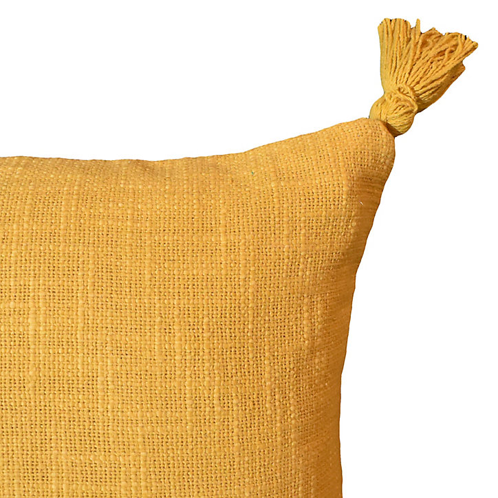 Coussin pompoms GoodHome jaune L.45 x l.45 cm