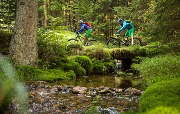 Mountainbike Tour mit Übernachtung im Bayerwald als Geschenk