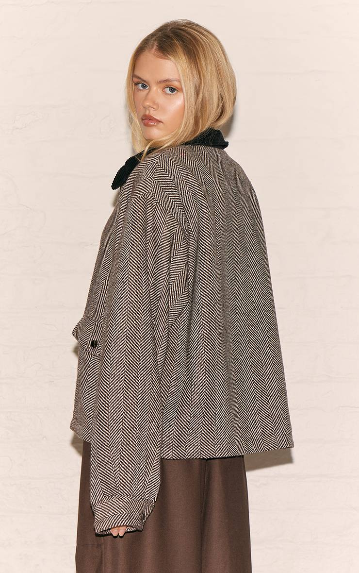 Monochrome Veste À Col Contrasté En Chevron