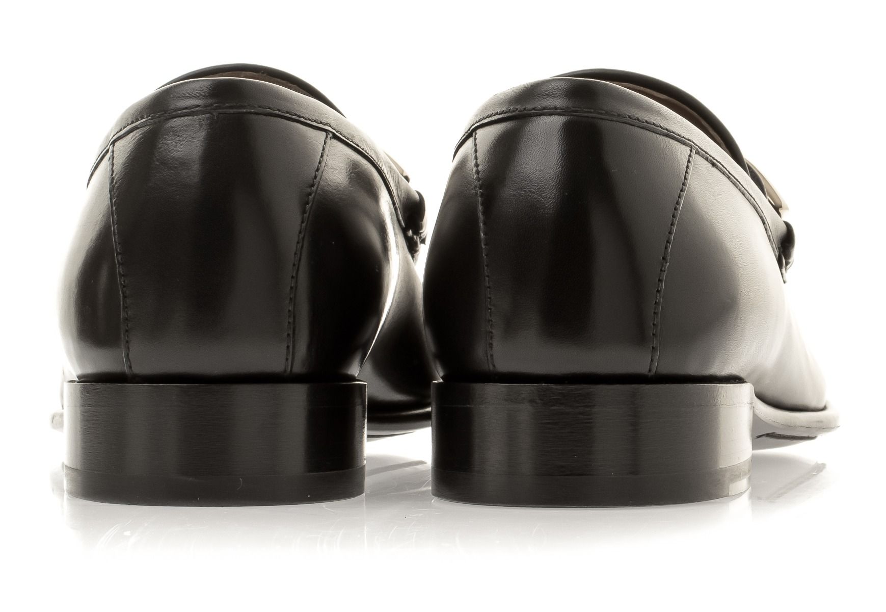 Valentino Garavani Vlogo Signature Calfskin Loafer