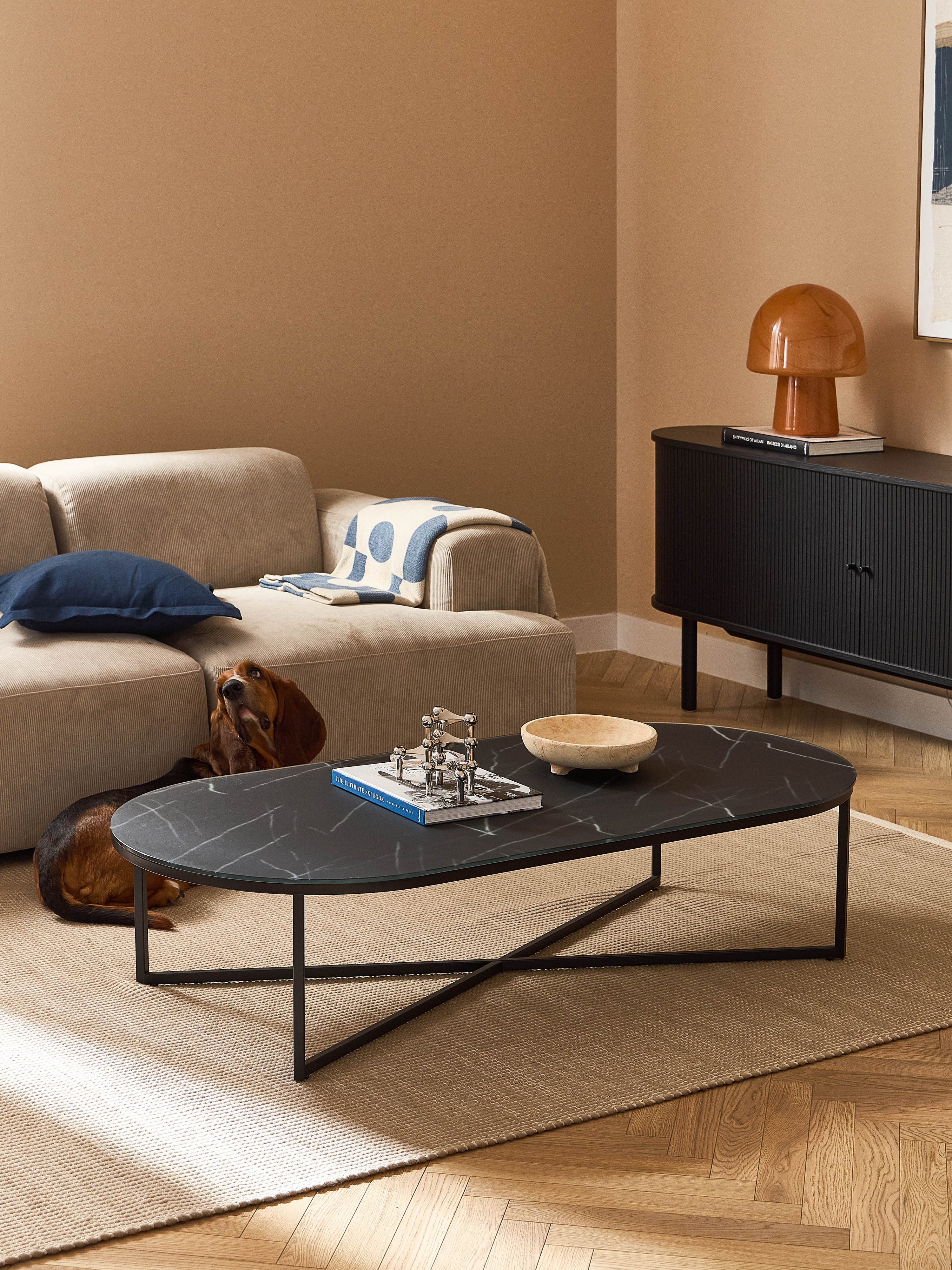 Ovale salontafel Antigua met glazen tafelblad in marmerlook