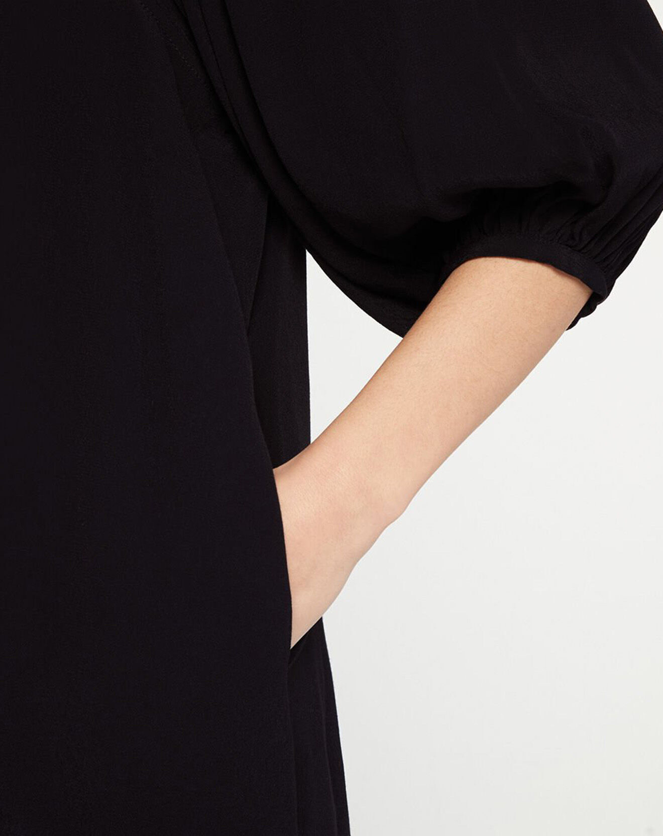 Galeries Lafayette Robe Magnolia noire