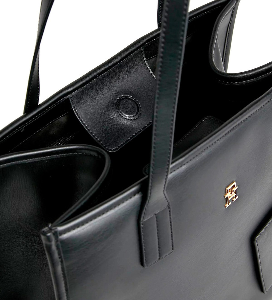 Bolsa Tommy Hilfiger City Monogram Tote na cor preta.