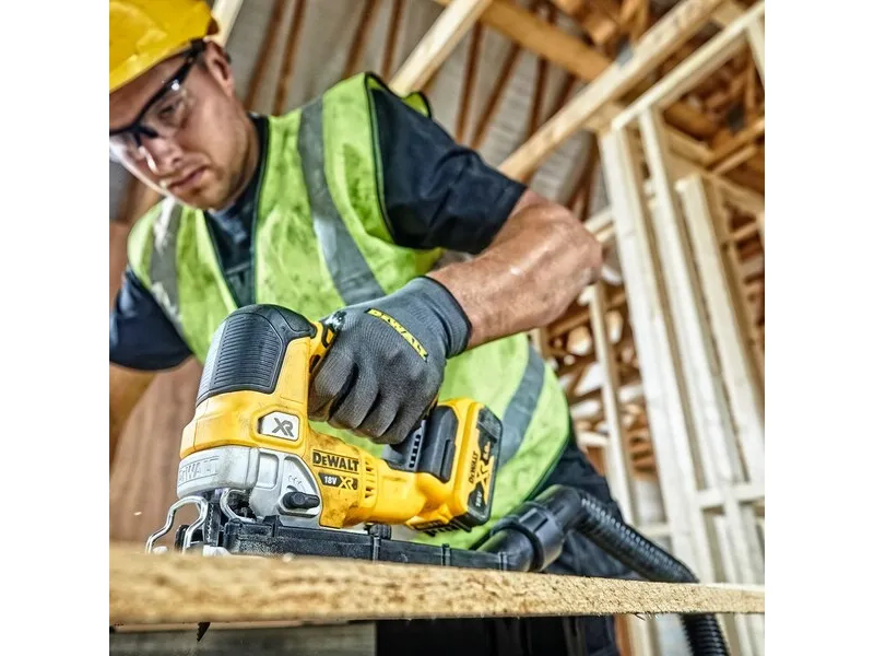 DeWALT - Stiksav - ledningfri - intet batteri - 18 V - SOLO