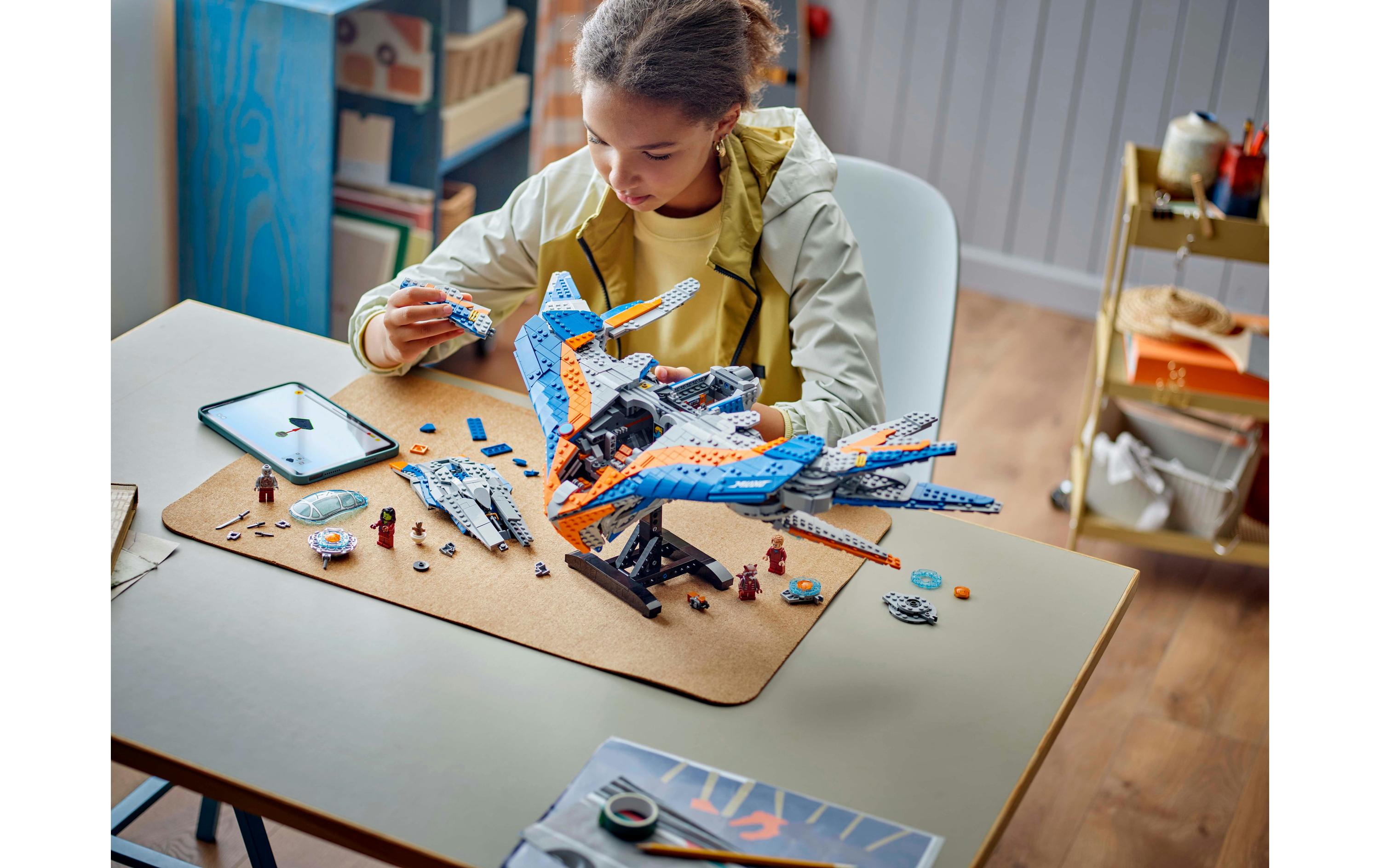 Marvel Guardians of the Galaxy: Die Milano 76286<br>Detailgetreues Spielzeugraumschiff mit Avengers Minifiguren
