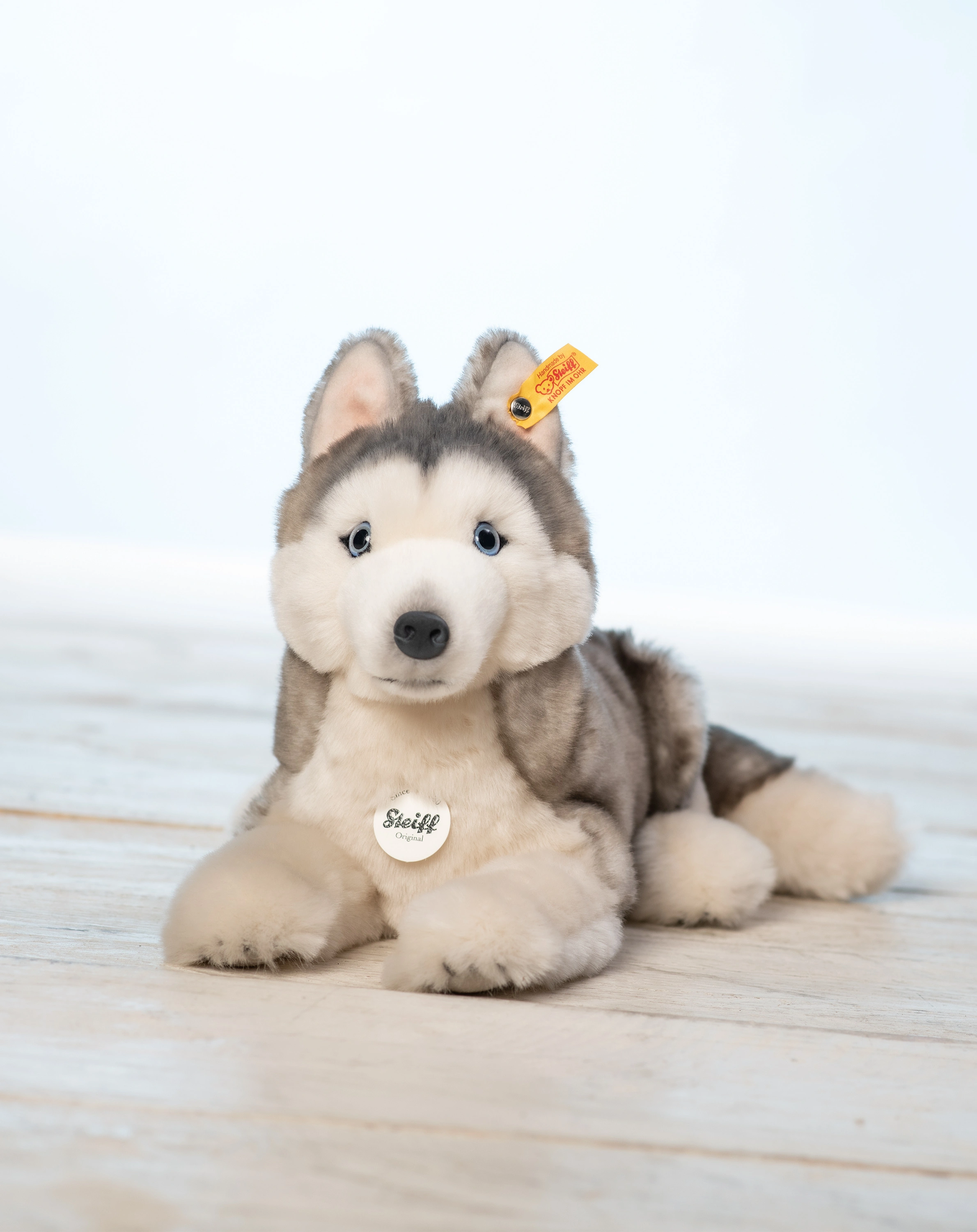 Plüschtier BERNY HUSKY (33cm) in grau