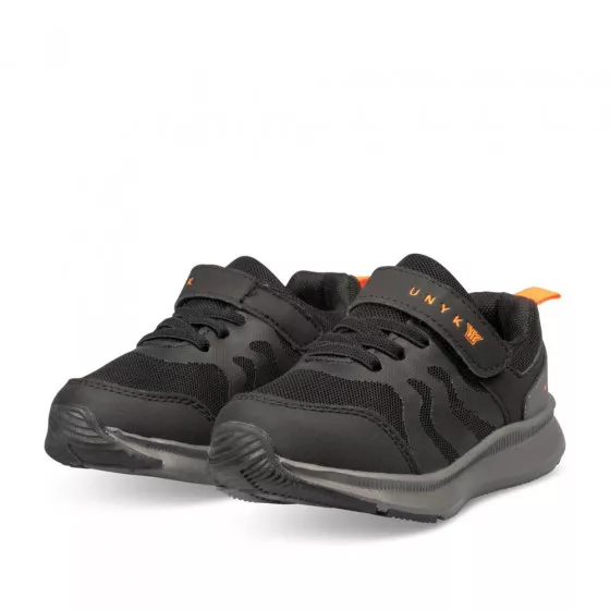 Baskets NOIR UNYK