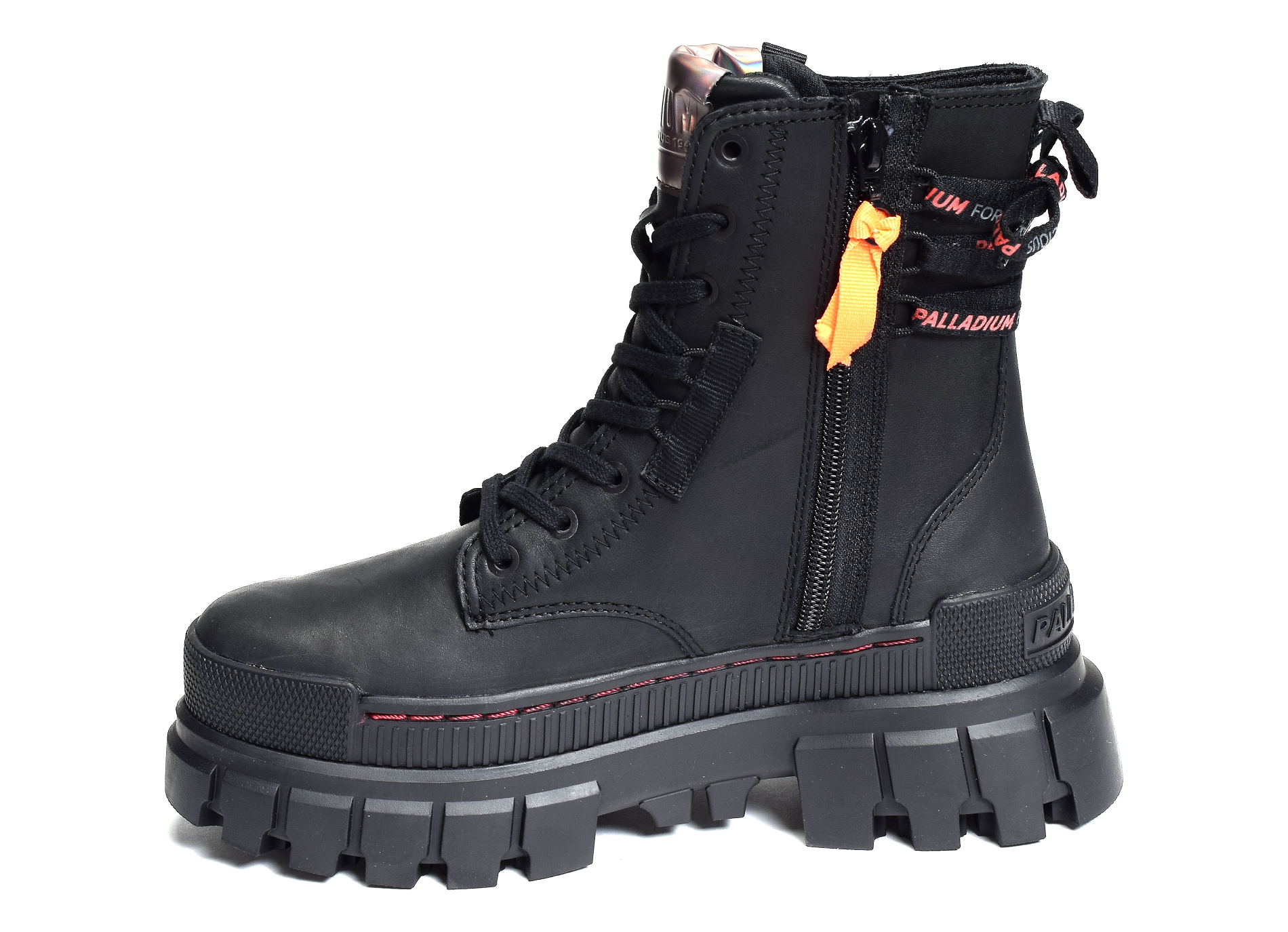 Revolt boot noir