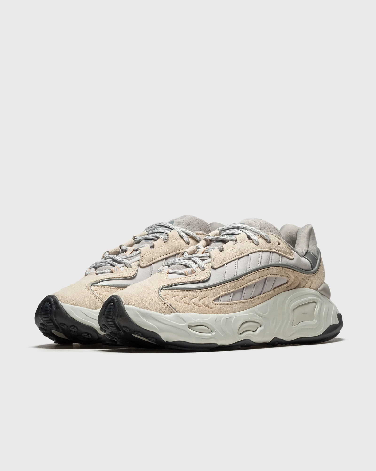 Adidas OZNOVA