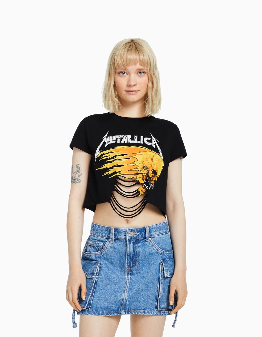 Camiseta de manga curta com estampa do Metallica