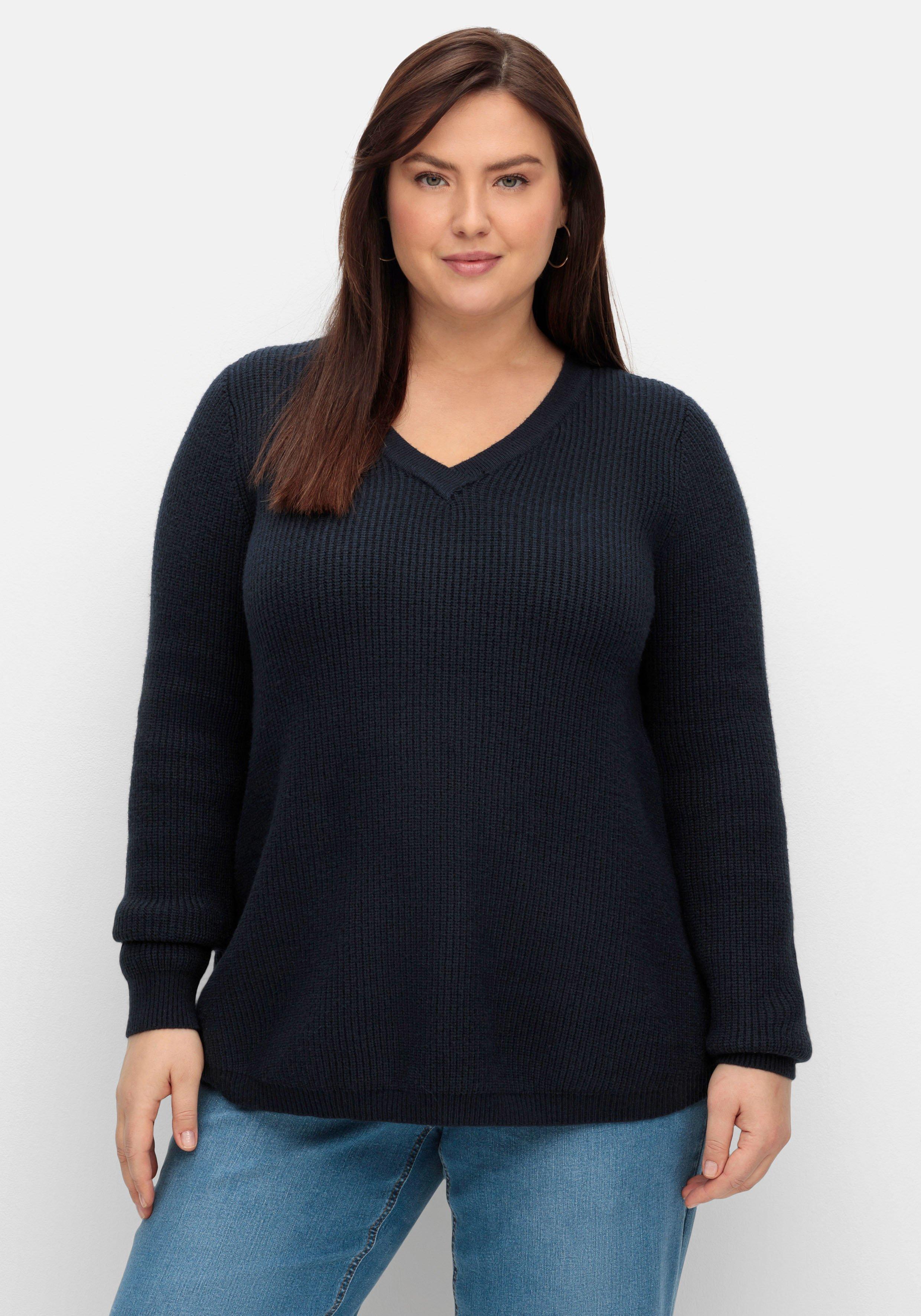 Pullover im Patentstrickmuster, in leichter A-Linie