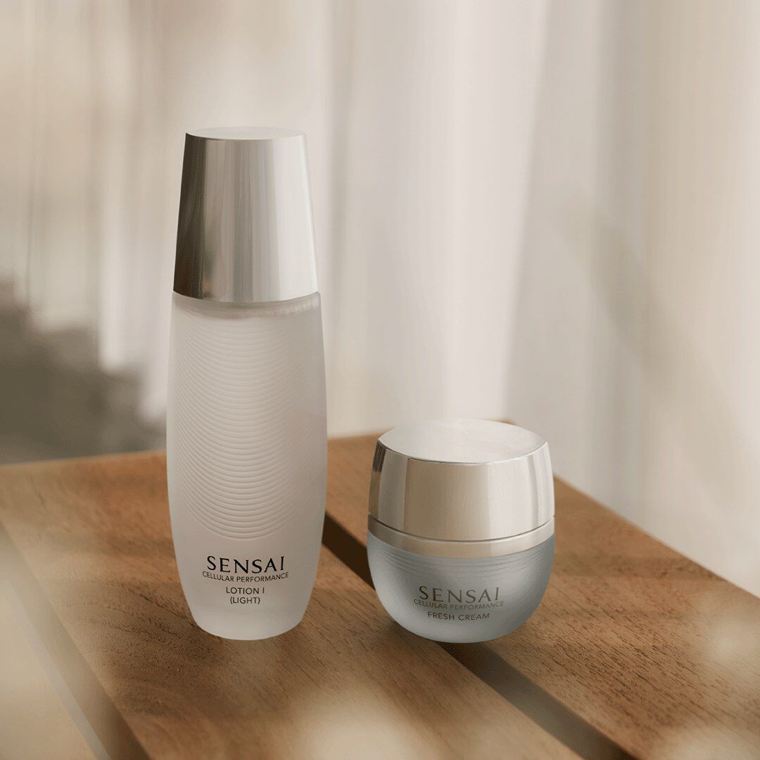 SENSAI CELLULAR PERFORMANCE Lotion I (Light) - 125ml