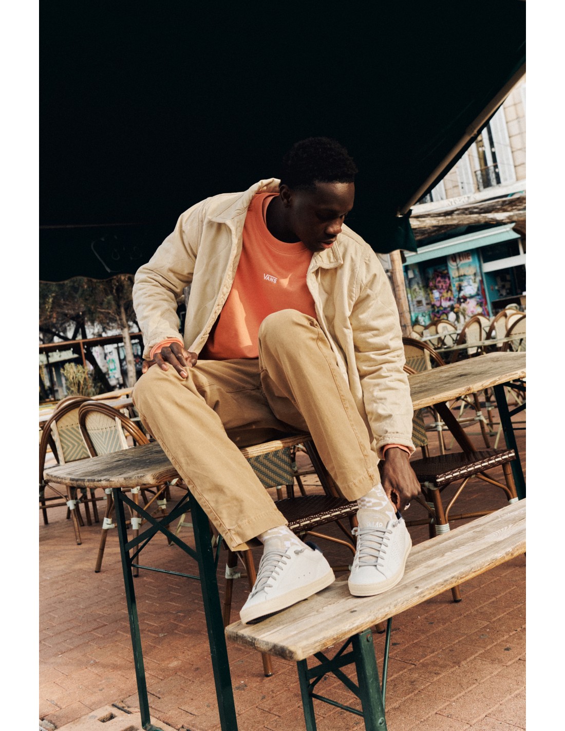 p448 Baskets de ville Homme John blanc/bleu