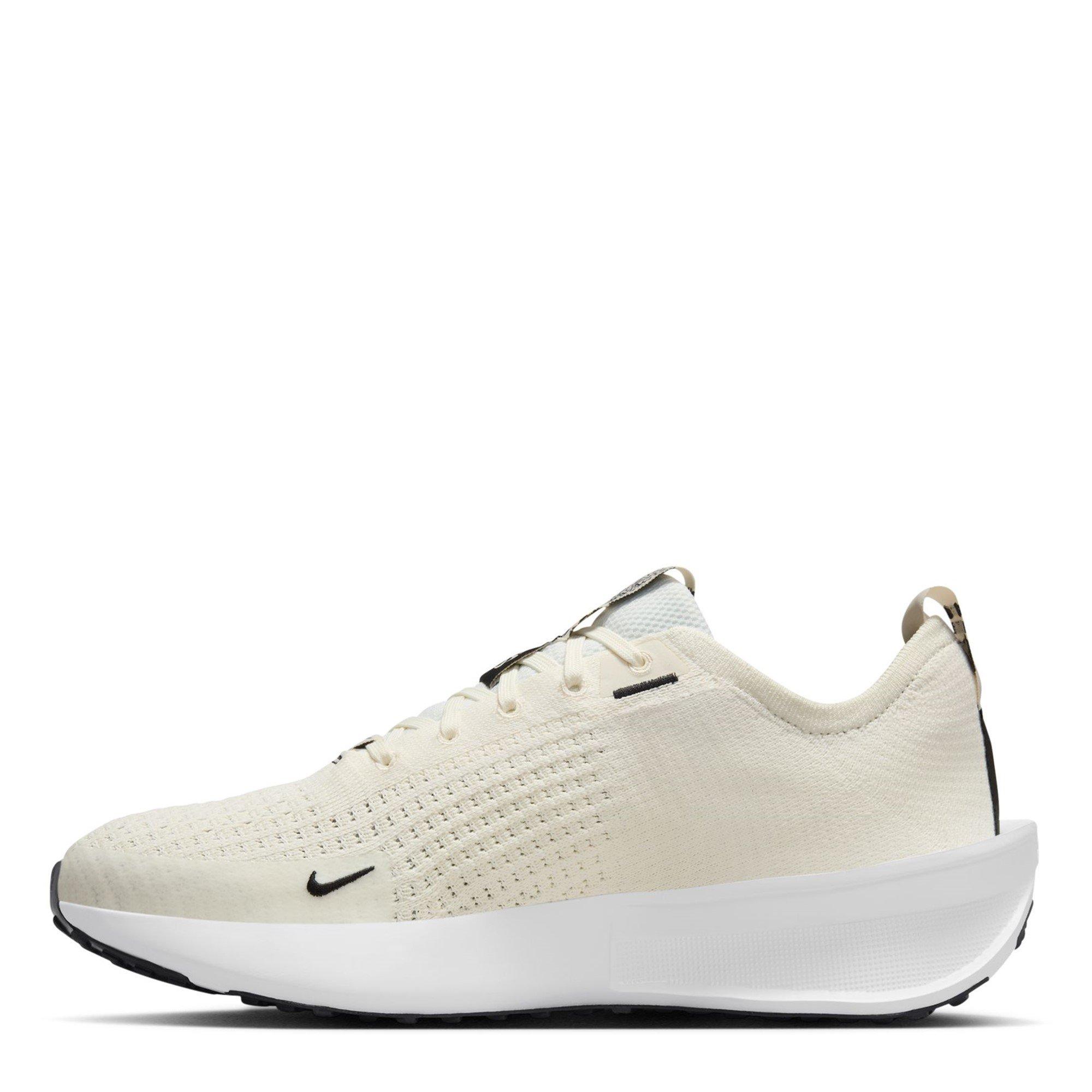 Nike Interact Run Womens Running Shoes