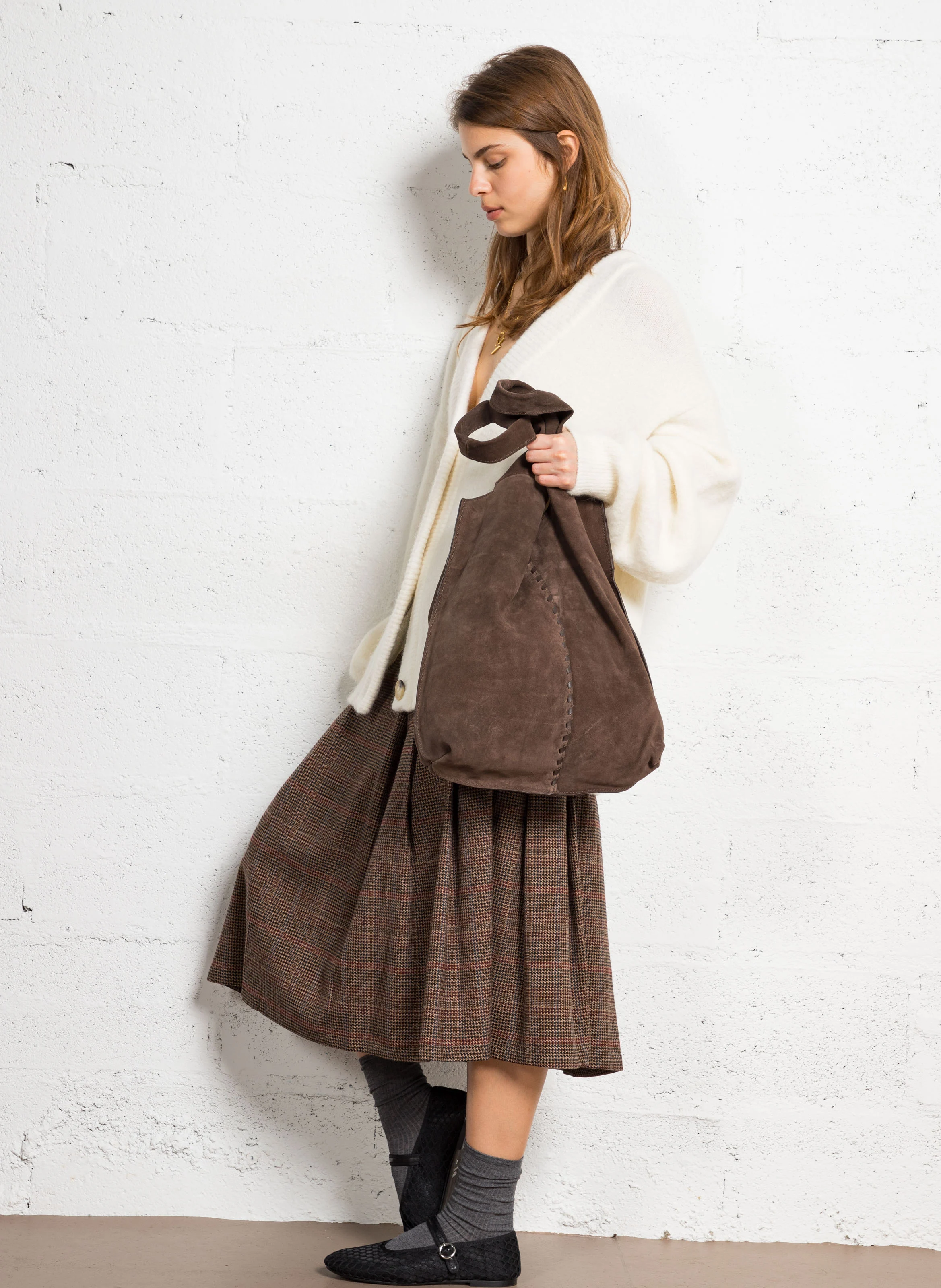 DANITA - Sac porté épaule en cuir velours | Marron
