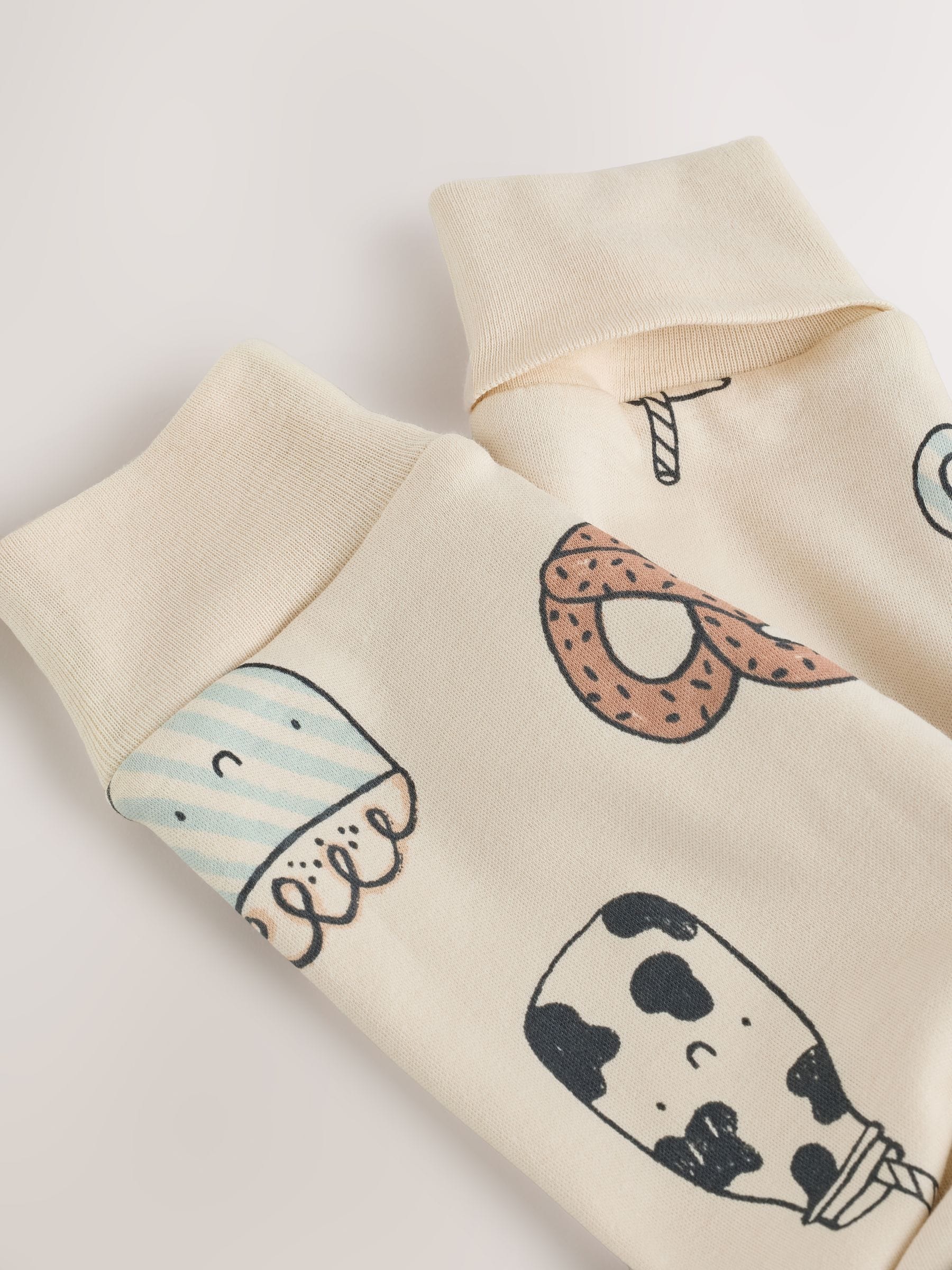 Ecru Ontbijtclub - 2.5 TOG gewatteerde babypyjama