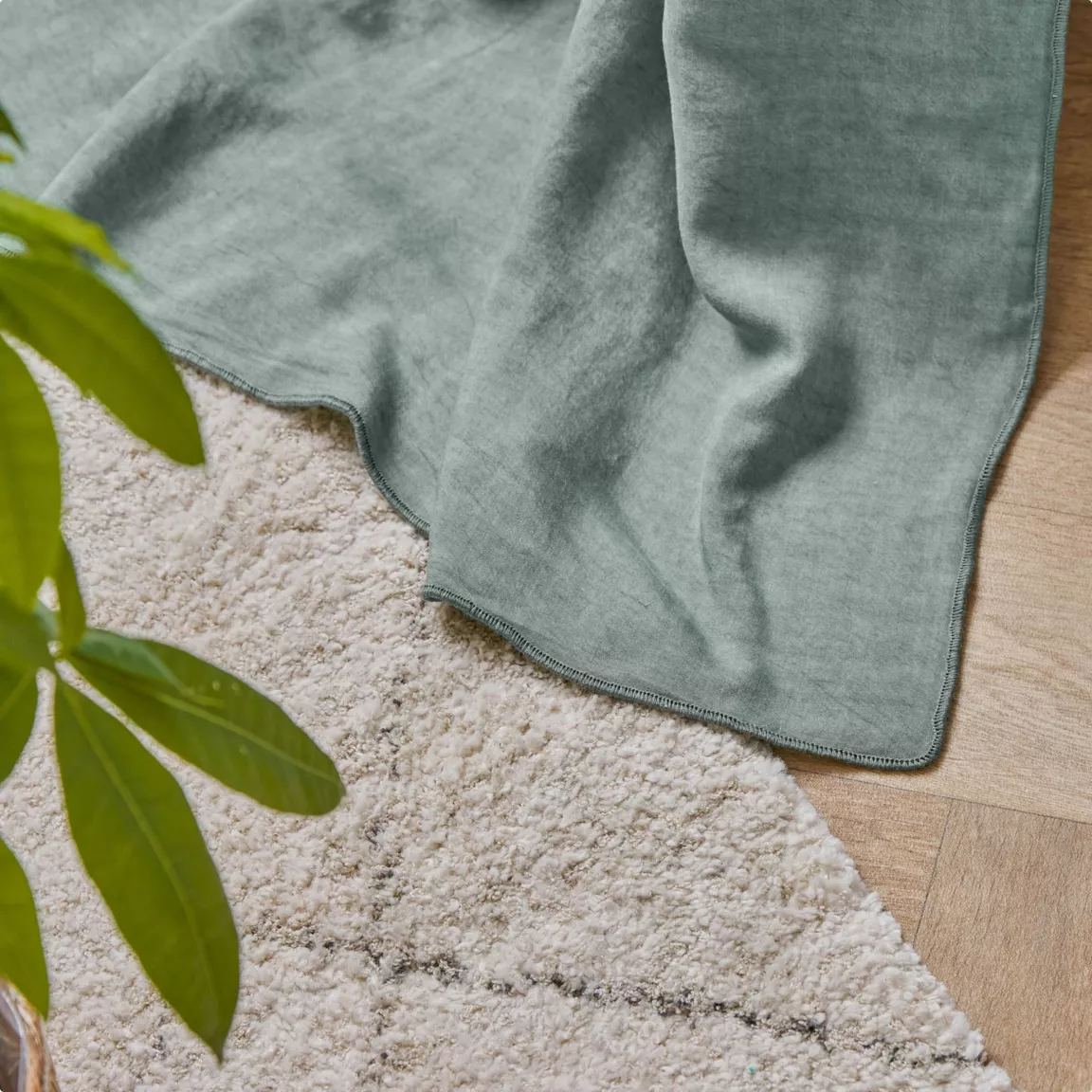 Rideau lyocell Tencel™ ajustable (140 x max 270 cm) Olivia Vert eucalyptus