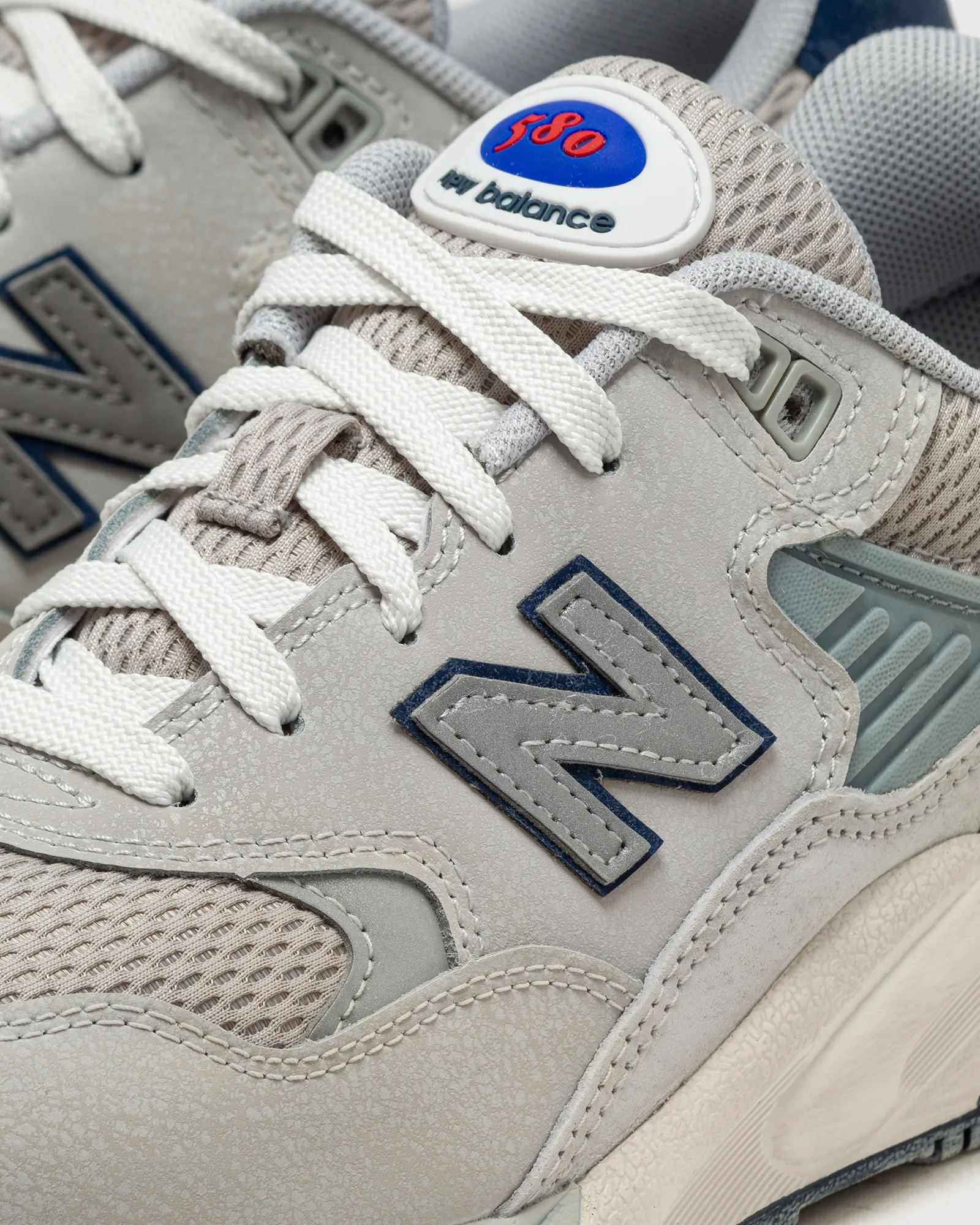 New Balance 580 MD2