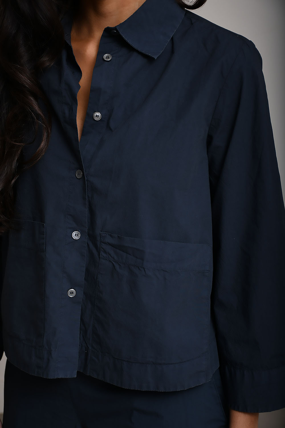 Molly cropped cotton shirt
