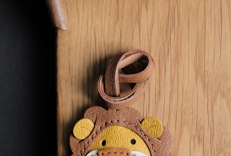 Masoom - Sleutelhanger met leeuwenleren tashanger / doe-het-zelfpakket