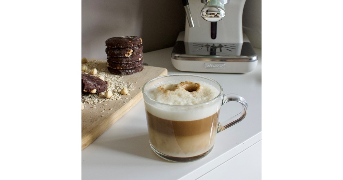 ArieteVintage Espressomachine 1389/15  (Lichtblauw/wit)