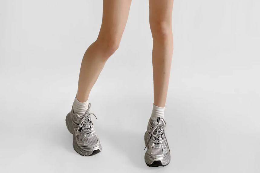 Reknovine - Mid Rise Two Tone Piping Shorts