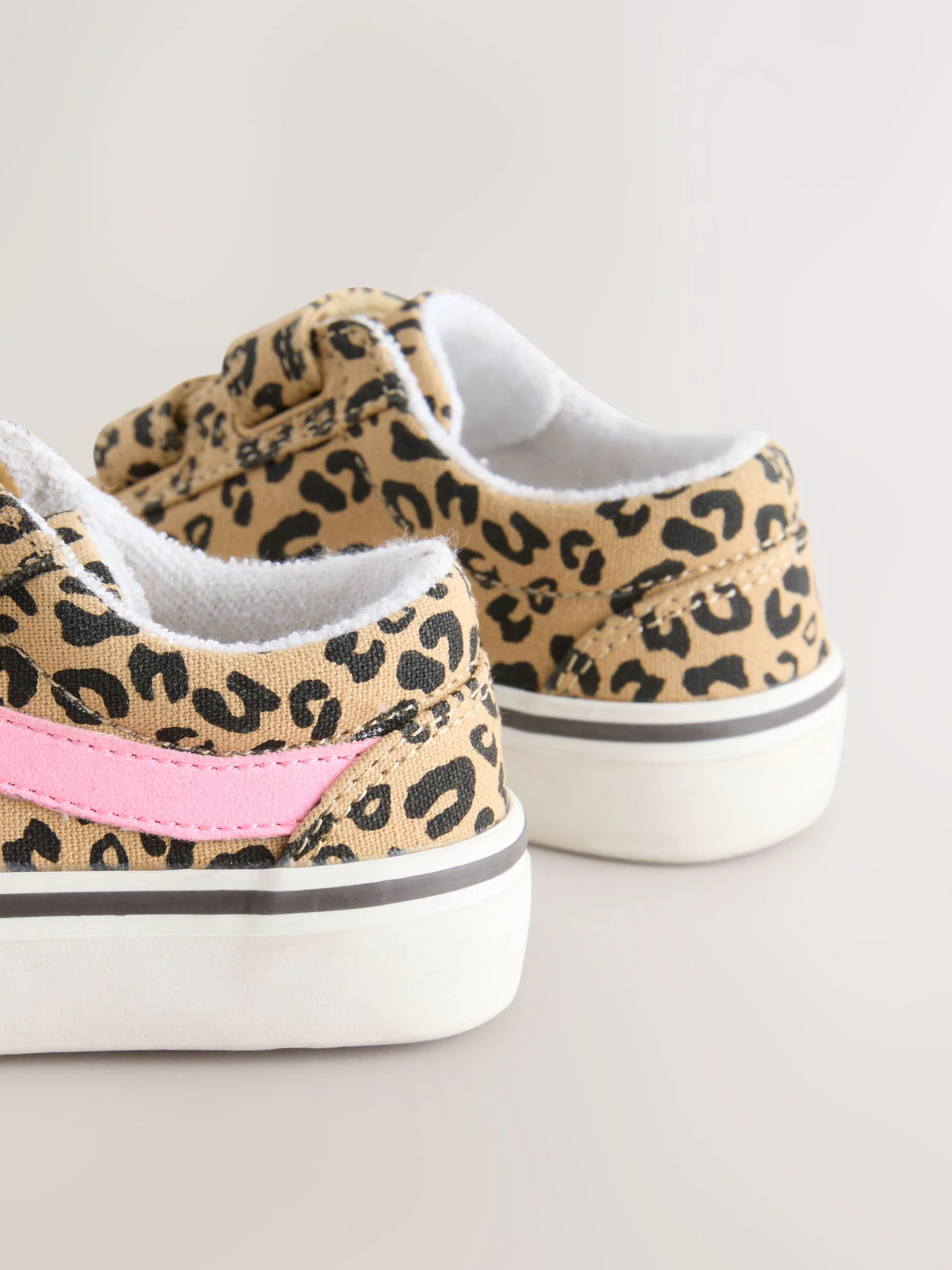 Dierenprint - Sneakers met klittenbandsluiting