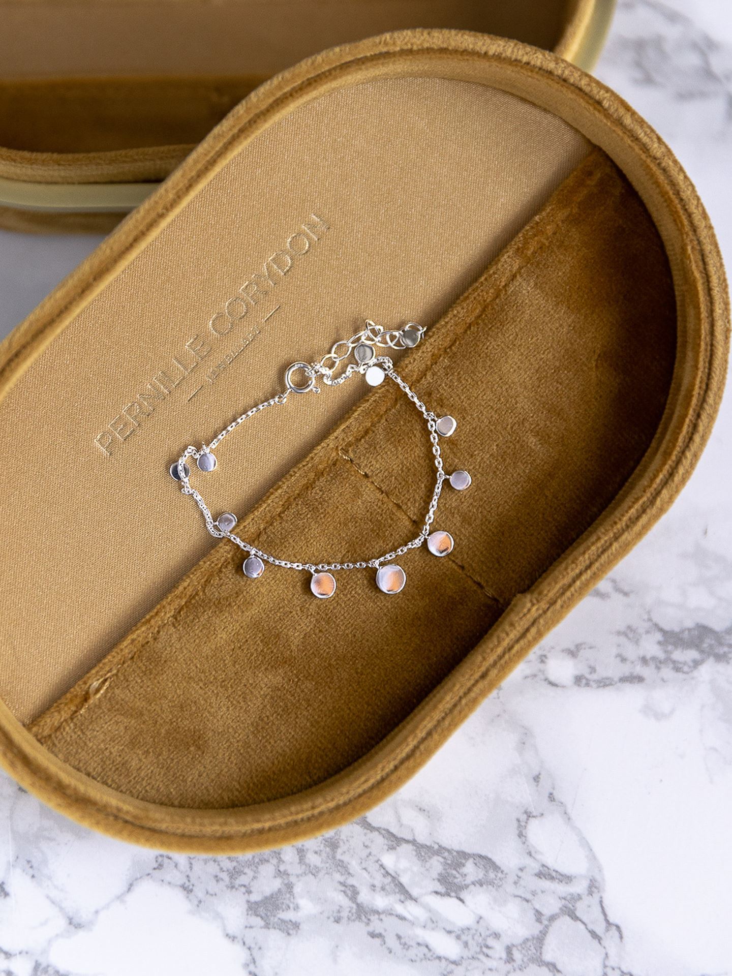 Sheen Bracelet