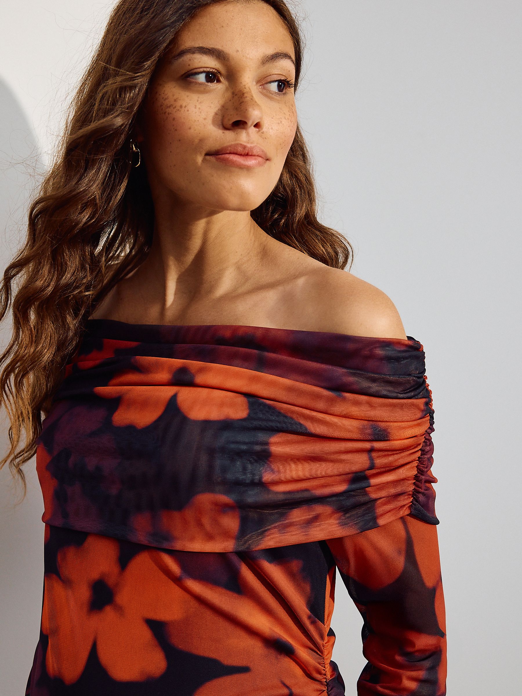 Bordeauxrood gebloemd - Maternity Mesh Bardot Dress