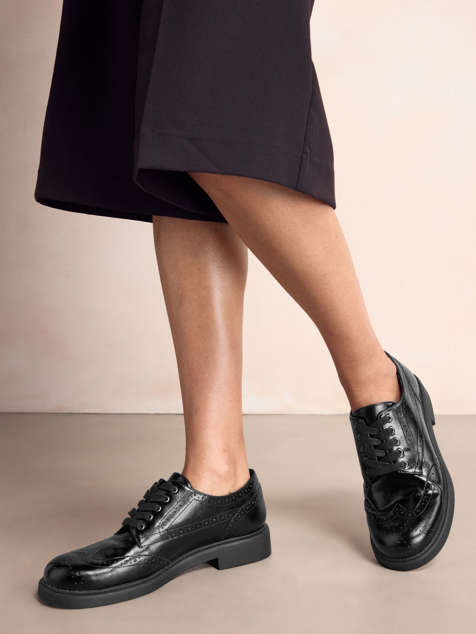 Zwart - Forever Comfort® Chunky Brogue Lace Up Shoes