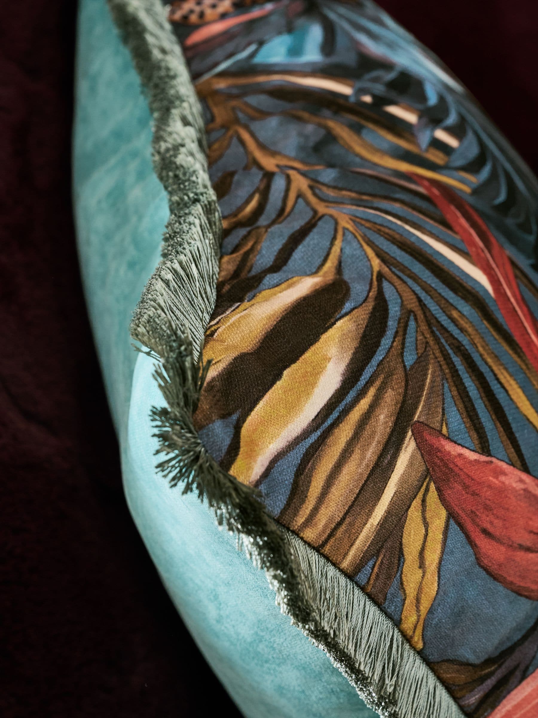 50 X 50cm Tropical Leaf Printed Velvet Cushion