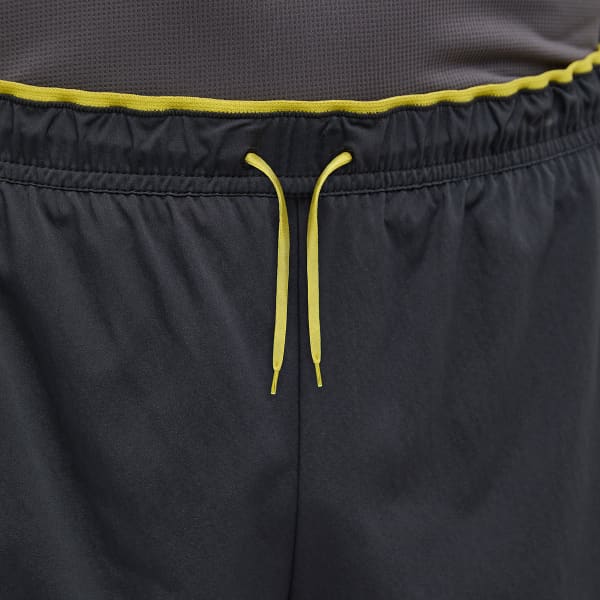 Short trail HAGLÖFS L.I.M TEMPO TRAIL 2-IN-1 SHORTS M TRUE BLACK