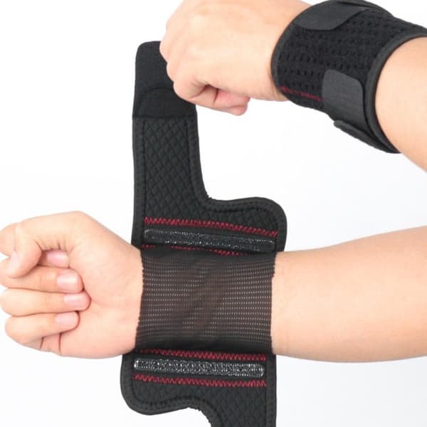 Adjustable ankle protection with compressor basketball volley