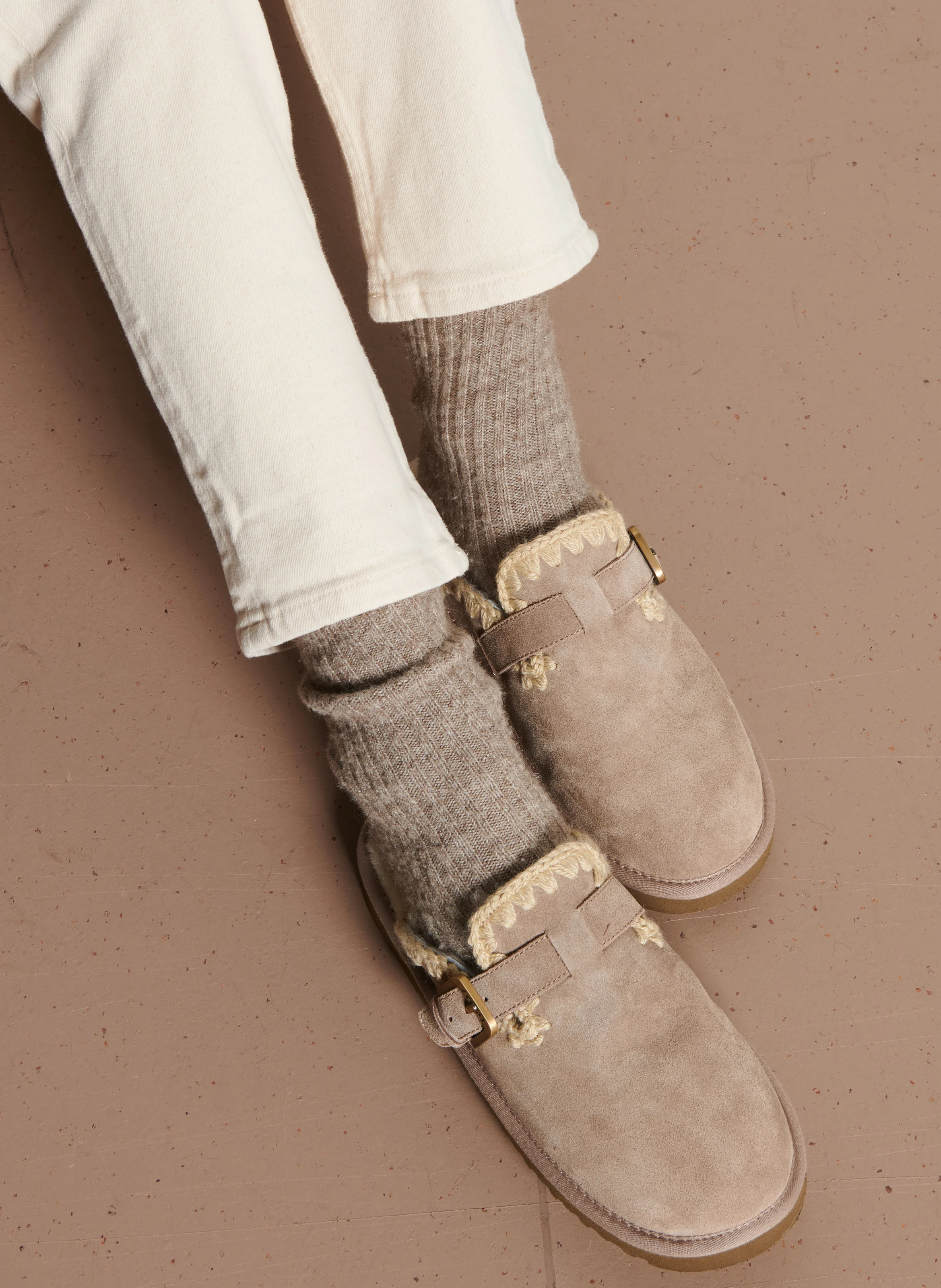 CLOG ESKIMO - Chaussons avec boucle en métal en cuir| Gris