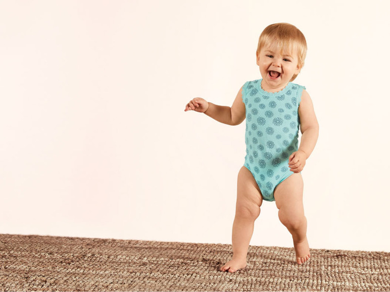 2 baby rompers