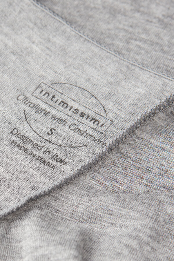 Blusa sem mangas ultraleve em modal e cashmere