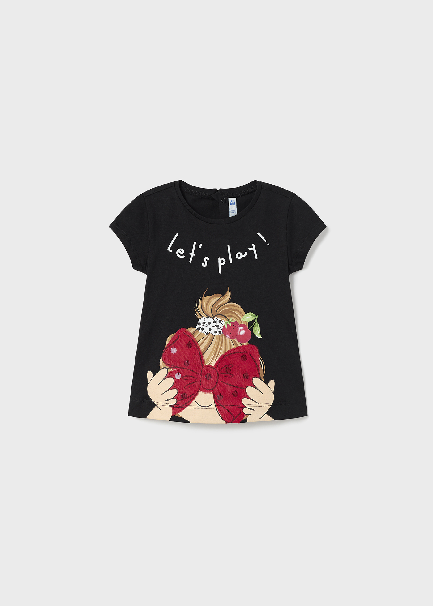 Camiseta infantil com estampa feita em algodão sustentável.